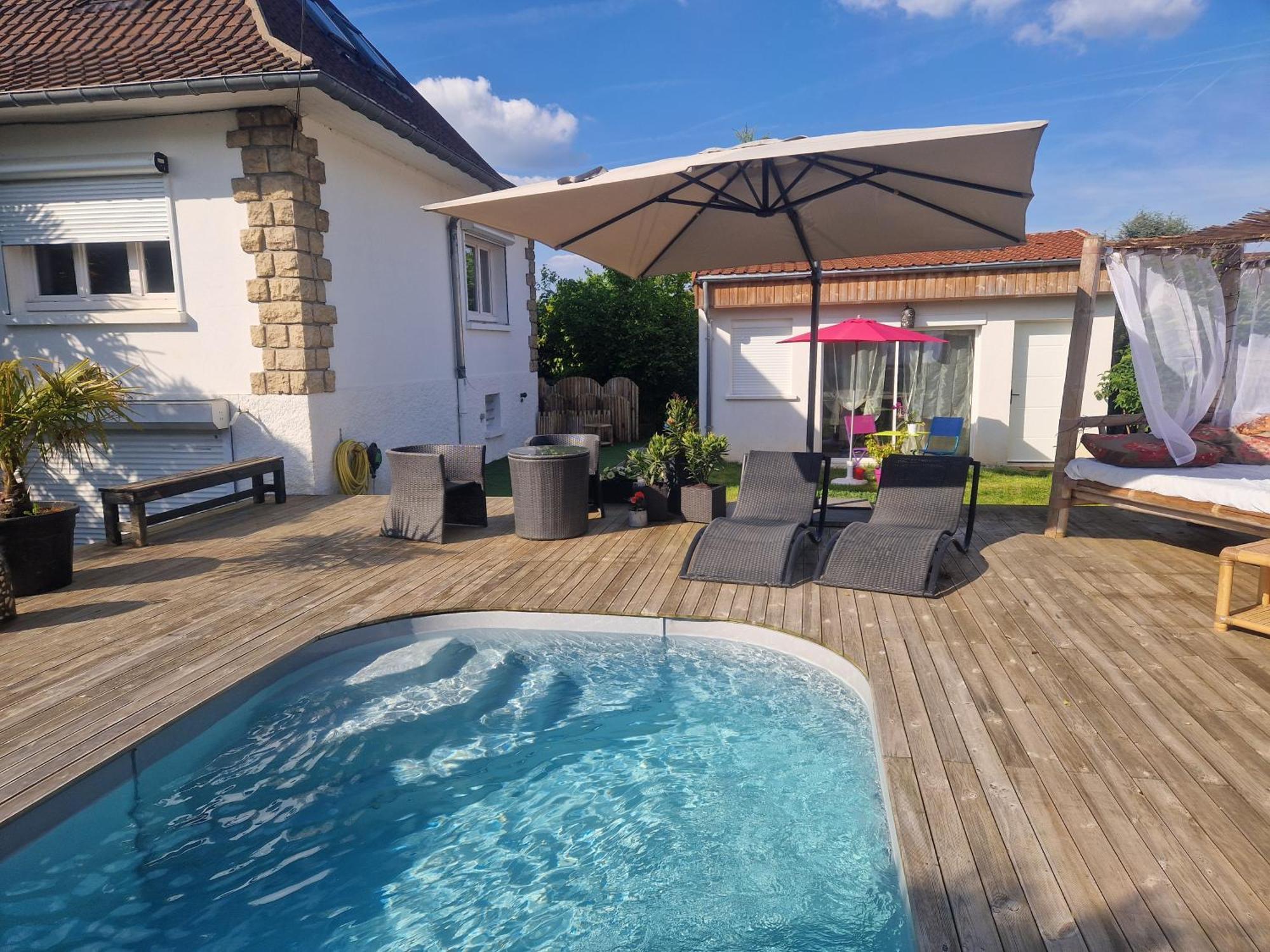 La Serenite Balinaise, Chambre Et Sdb Privee, Jardin , Piscine Et Jacuzzi En Saison, Pres De Chantilly, Parc Asterix Et Cdg Et Paris En 20' Orry-La-Ville Exteriér fotografie