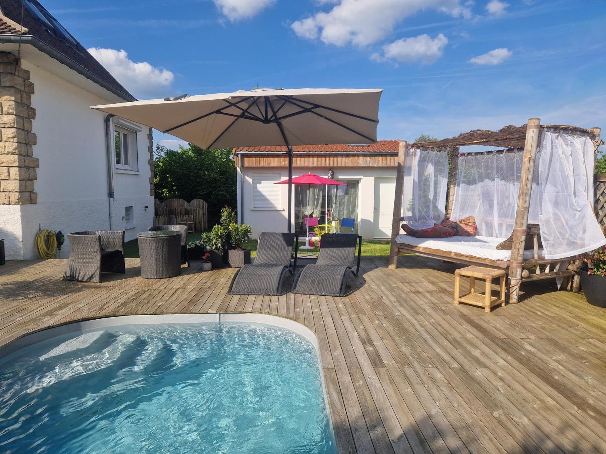 La Serenite Balinaise, Chambre Et Sdb Privee, Jardin , Piscine Et Jacuzzi En Saison, Pres De Chantilly, Parc Asterix Et Cdg Et Paris En 20' Orry-La-Ville Exteriér fotografie